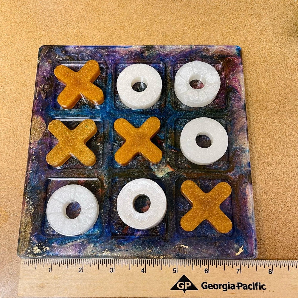 Colorful Tic-Tac-Toe Set - Picture 10 of 14